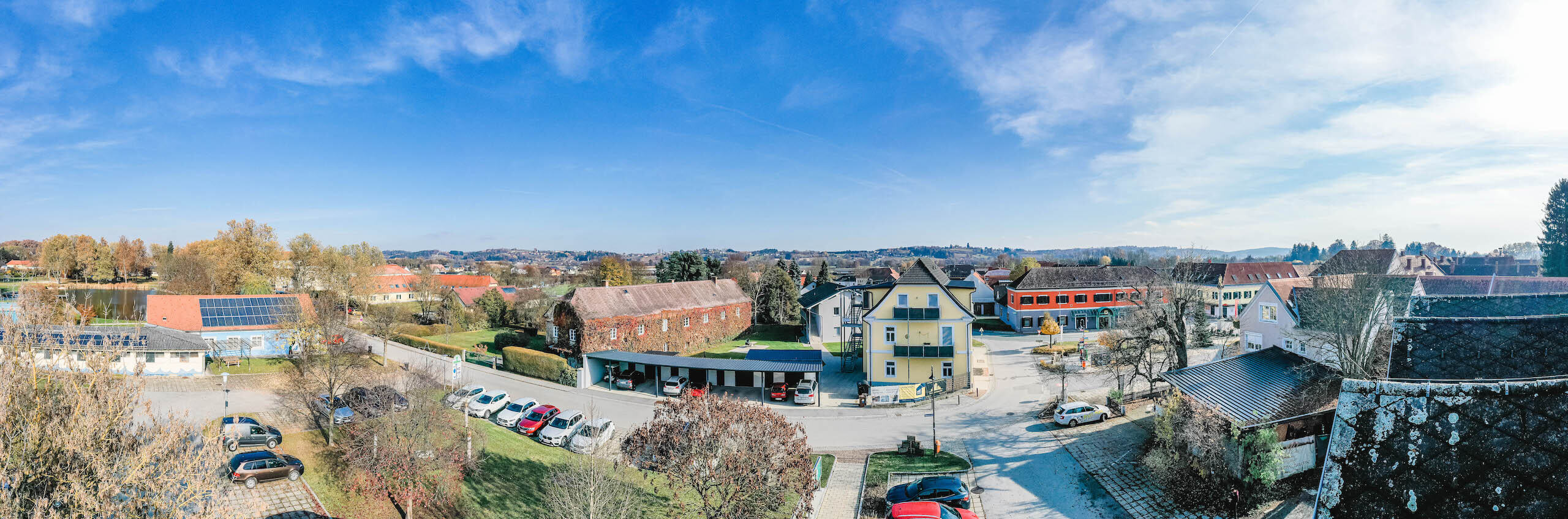 Panoramaaufnahme von diversen Immobilien